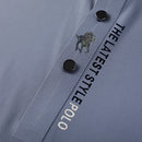 Polo Masculina em Seda Gelada com Bordado Fino — Lapela Estruturada, Elasticidade Confortável e Design Contemporâneo