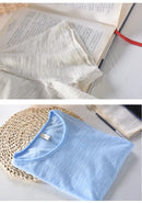 Camiseta Masculina Slim Fit em Algodão Puro — Edição Monocromática com Acabamento Raw Edge e Linha Essencial