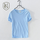 Camiseta Masculina Slim Fit em Algodão Puro — Edição Monocromática com Acabamento Raw Edge e Linha Essencial