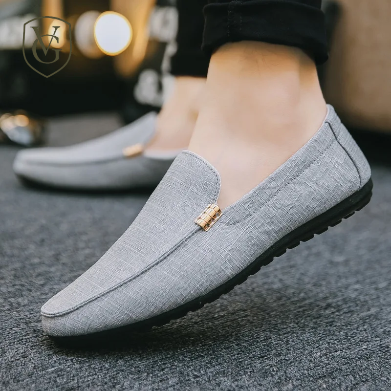 Mocassim Masculino em Lona – Conforto Atemporal e Linha Impecável