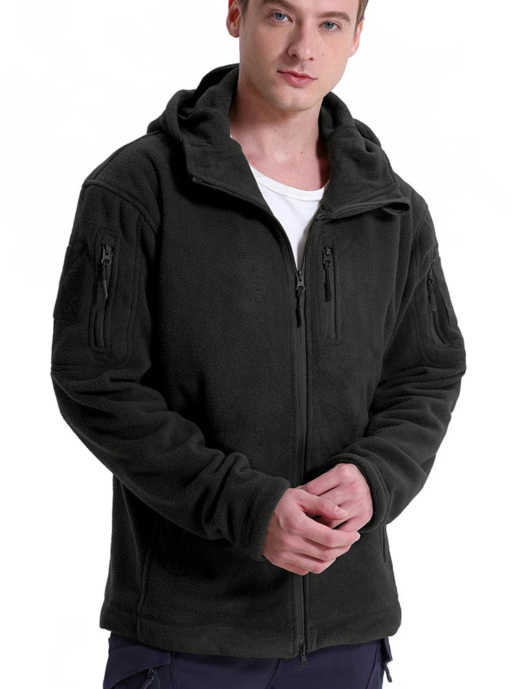 Casaco Masculino Tático com Fleece Interno | Capuz, Abertura Total, Multibolsos – Performance Térmica para Climas Frios