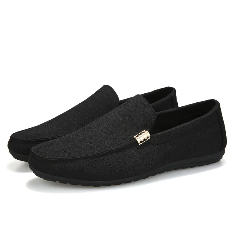 Mocassim Masculino em Lona – Conforto Atemporal e Linha Impecável