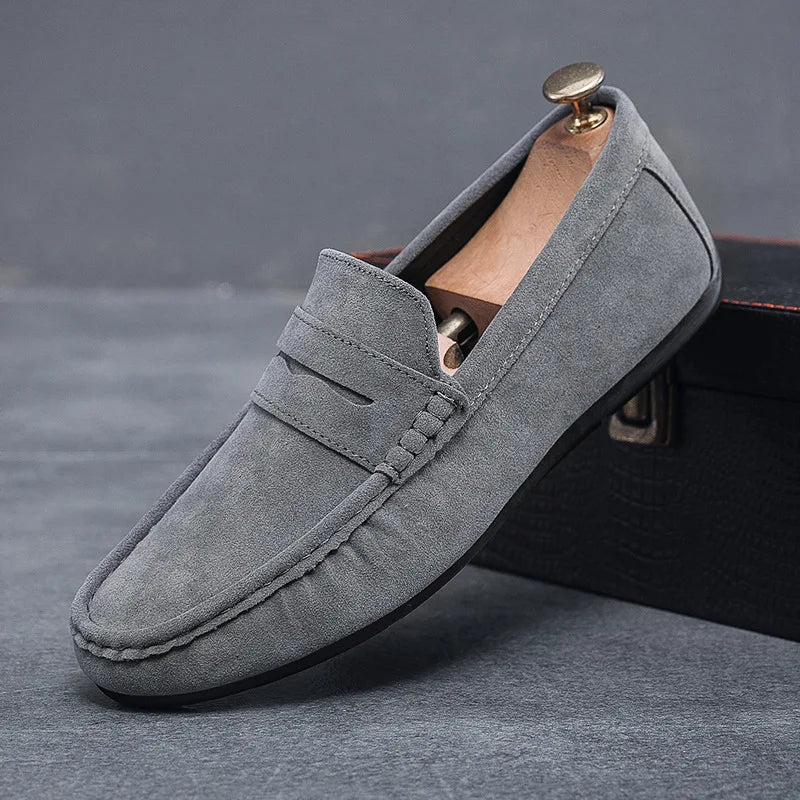 Mocassim Masculino Atemporal – Leveza, Conforto e Linha Impecável