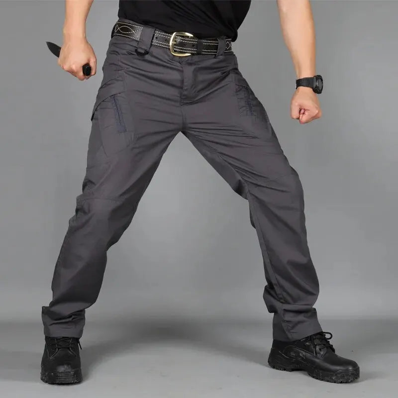 Calça Masculina Tática Cargo | Impermeável, Multibolsos, Alta Resistência – Uso Outdoor e Urbano