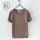 Camiseta Masculina Slim Fit em Algodão Puro — Edição Monocromática com Acabamento Raw Edge e Linha Essencial